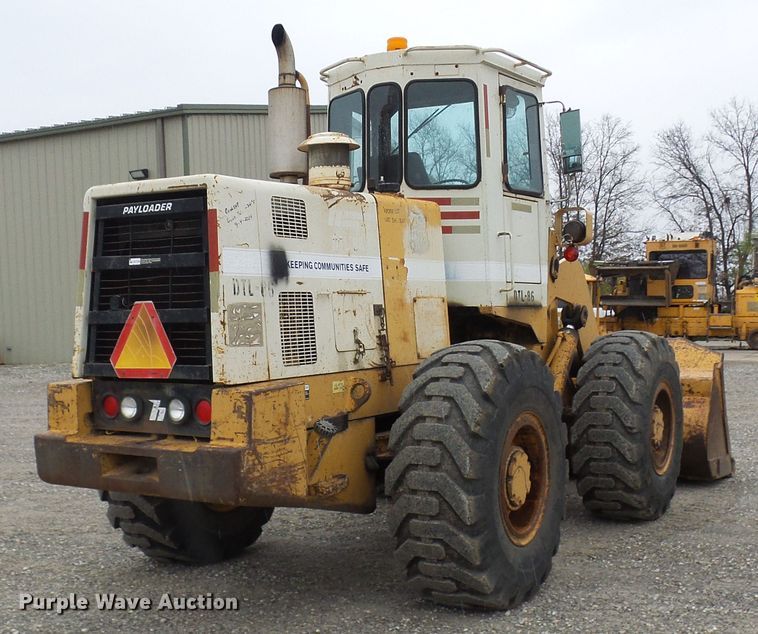 image for item DG2132 1984 International Harvester 530  wheel loader