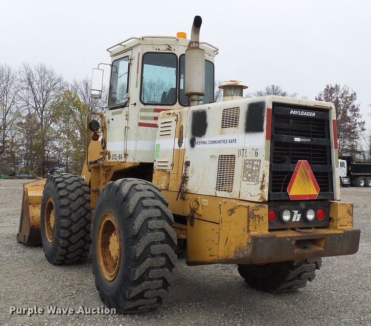 image for item DG2132 1984 International Harvester 530  wheel loader
