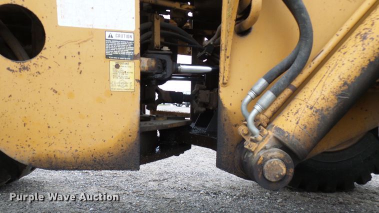 image for item DG2132 1984 International Harvester 530  wheel loader