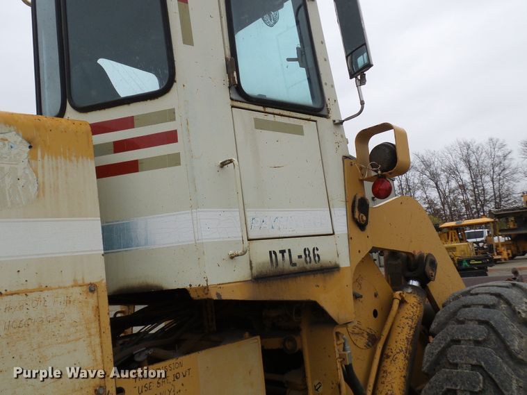 image for item DG2132 1984 International Harvester 530  wheel loader