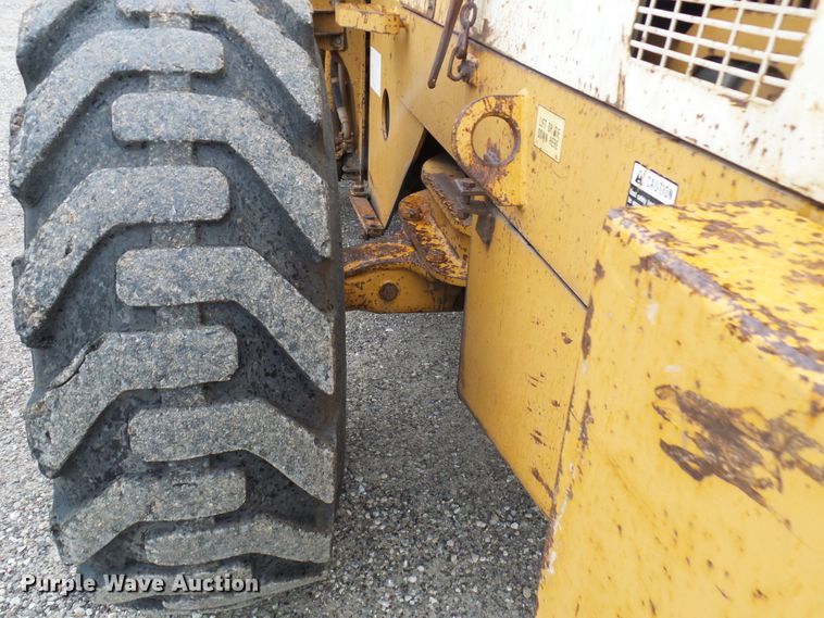 image for item DG2132 1984 International Harvester 530  wheel loader
