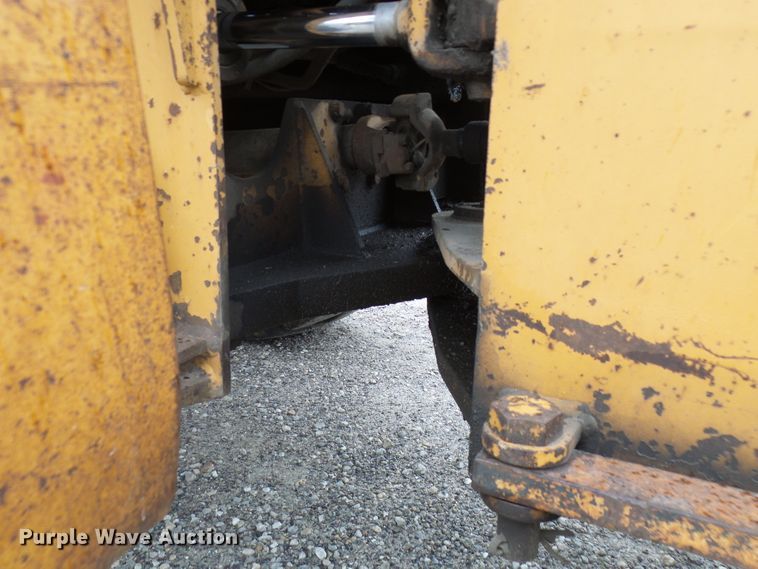 image for item DG2132 1984 International Harvester 530  wheel loader