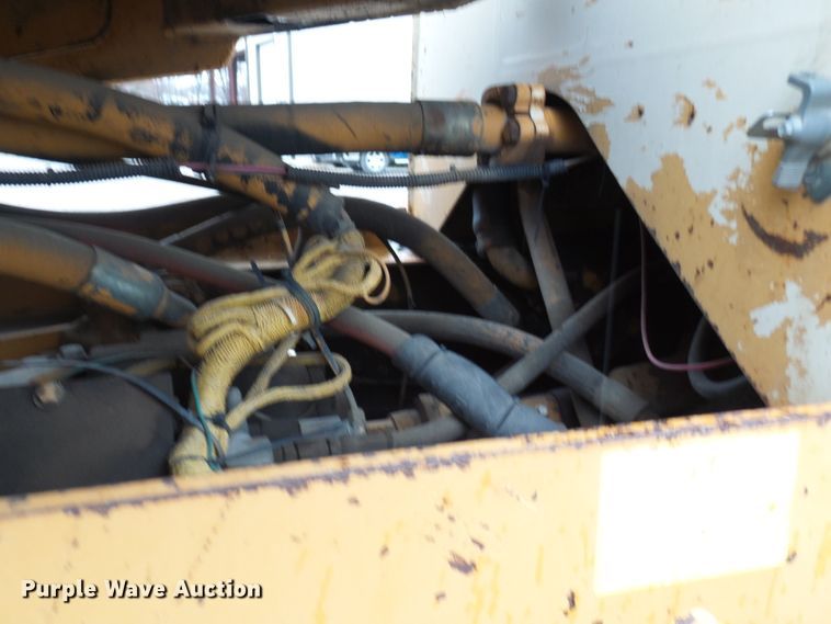 image for item DG2132 1984 International Harvester 530  wheel loader