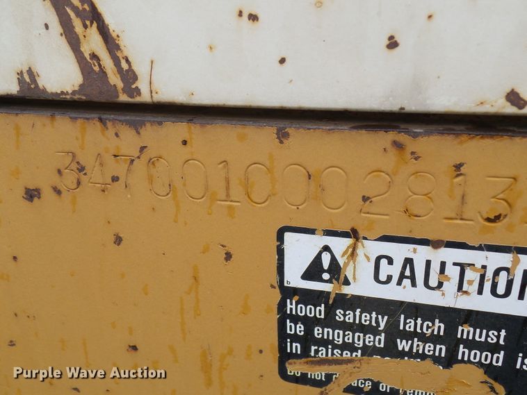 image for item DG2132 1984 International Harvester 530  wheel loader