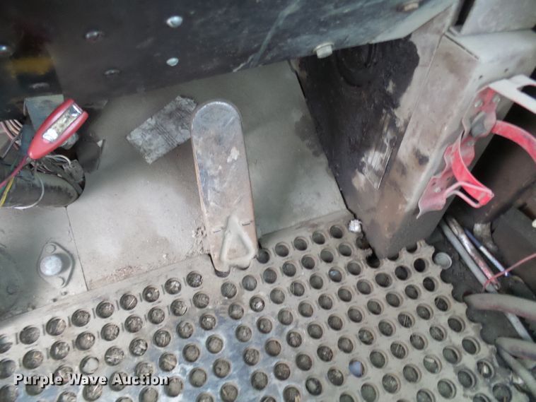 image for item DG2132 1984 International Harvester 530  wheel loader