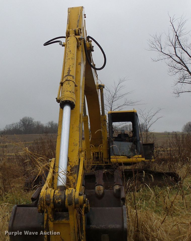 image for item DG2134 1998 Komatsu PC220LC-6LE  excavator