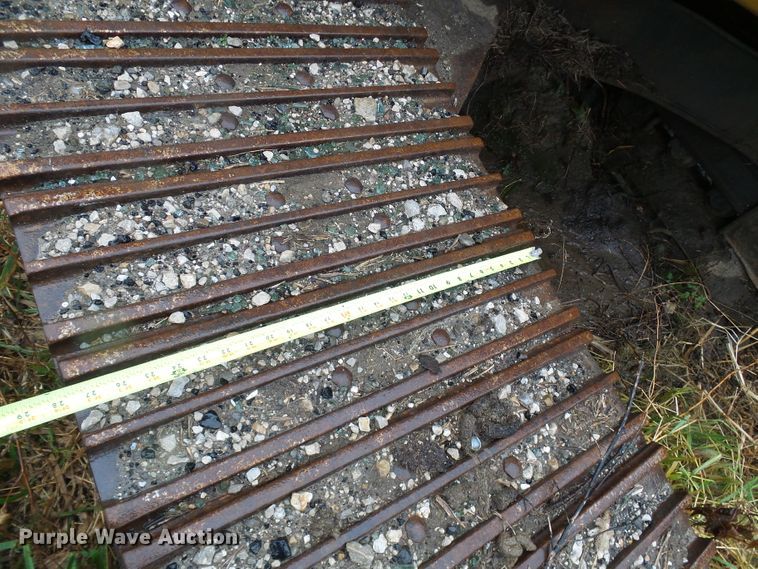 image for item DG2134 1998 Komatsu PC220LC-6LE  excavator