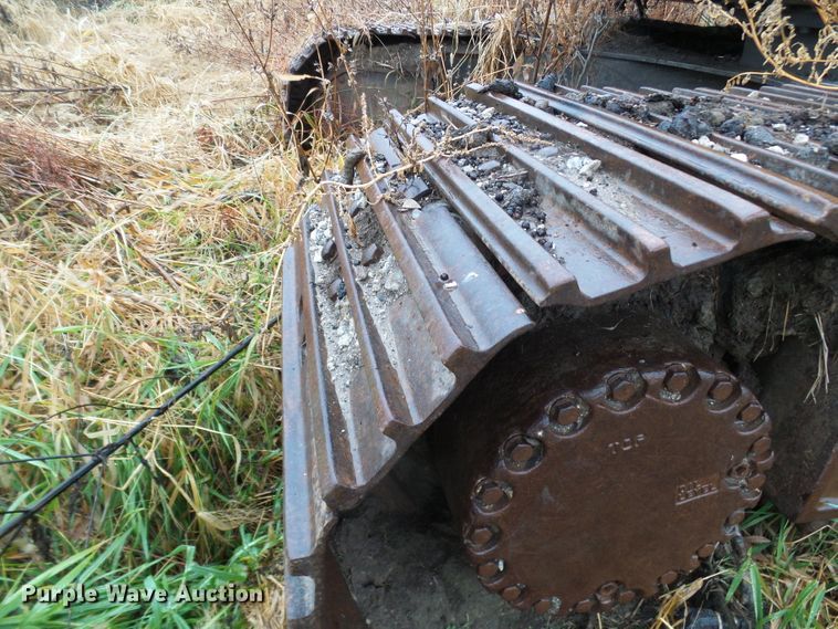 image for item DG2134 1998 Komatsu PC220LC-6LE  excavator