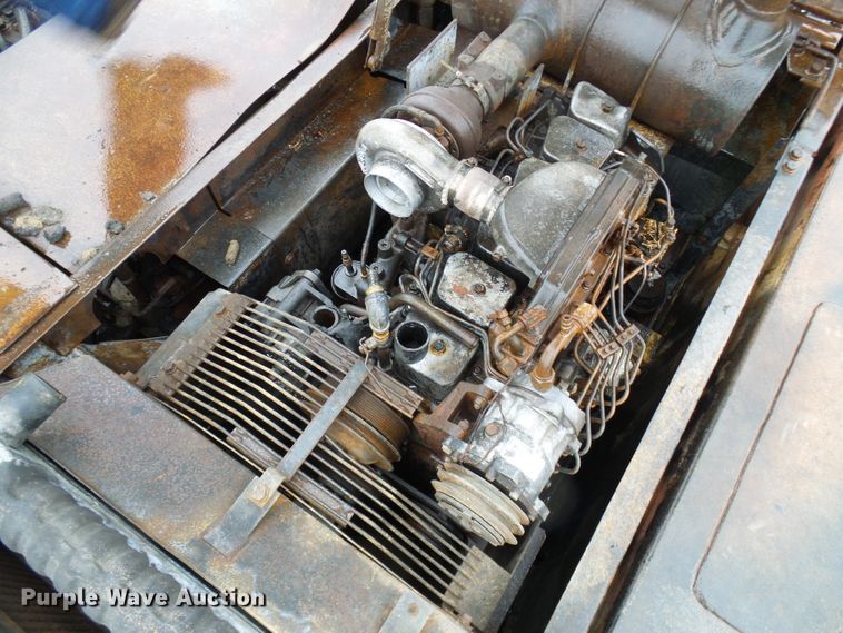 image for item DG2134 1998 Komatsu PC220LC-6LE  excavator