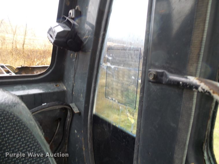 image for item DG2134 1998 Komatsu PC220LC-6LE  excavator