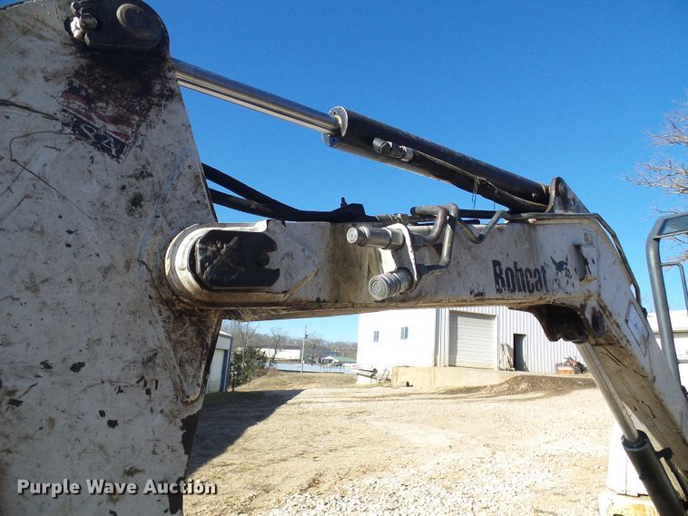 image for item DG2138 2007 Bobcat 331G  mini excavator