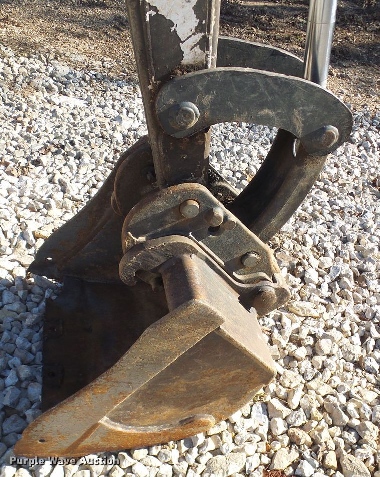 image for item DG2138 2007 Bobcat 331G  mini excavator