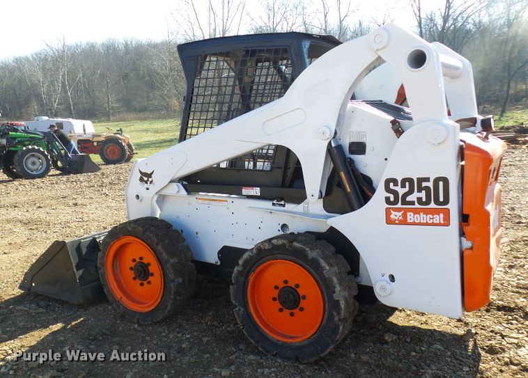 image for item DG2151 2008 Bobcat S250  skid steer loader