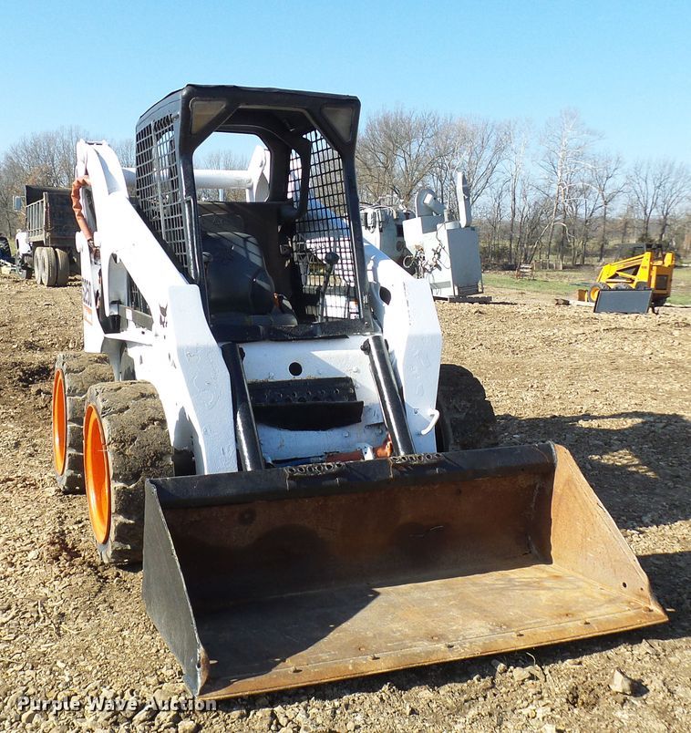 image for item DG2151 2008 Bobcat S250  skid steer loader