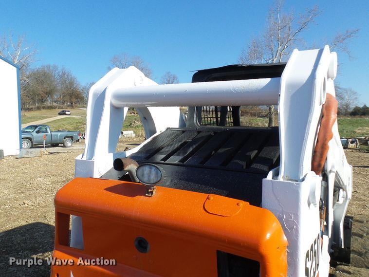 image for item DG2151 2008 Bobcat S250  skid steer loader