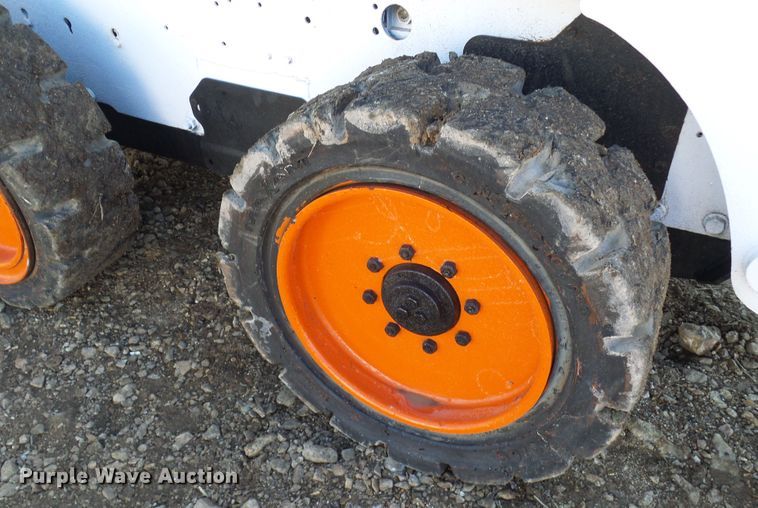 image for item DG2151 2008 Bobcat S250  skid steer loader