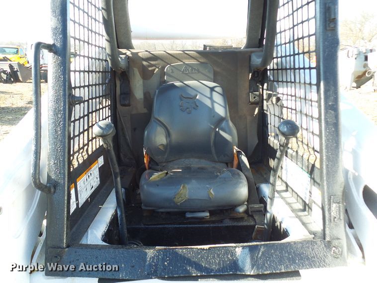 image for item DG2151 2008 Bobcat S250  skid steer loader