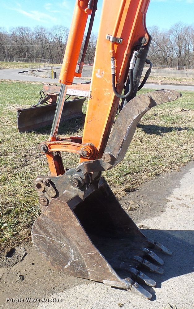 image for item DG2155 2006 Kubota KX161-3SS  mini excavator