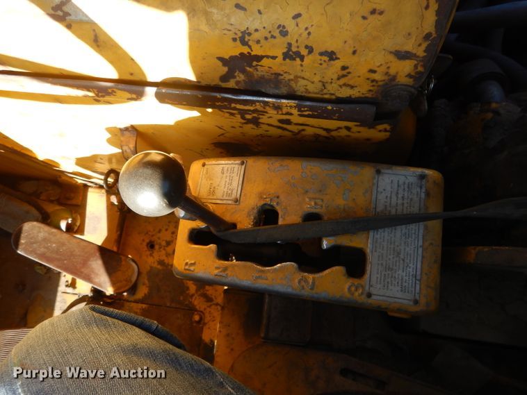 image for item DG4668 1965 Caterpillar 619  elevating scraper