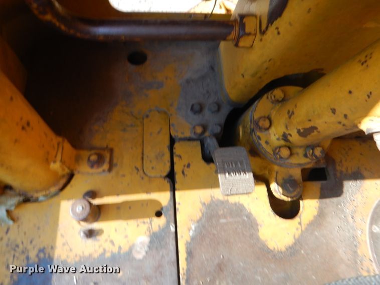 image for item DG4668 1965 Caterpillar 619  elevating scraper