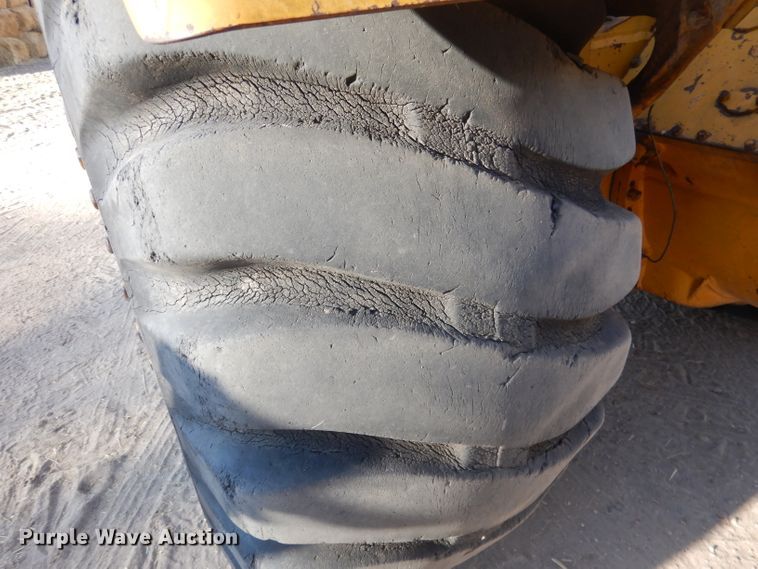 image for item DG4668 1965 Caterpillar 619  elevating scraper