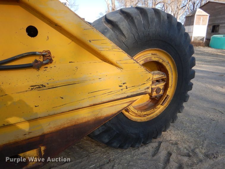 image for item DG4668 1965 Caterpillar 619  elevating scraper