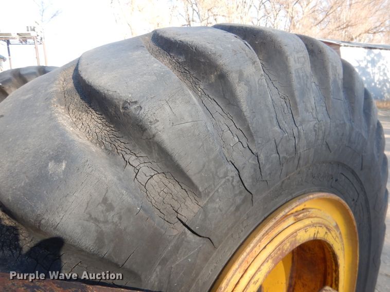 image for item DG4668 1965 Caterpillar 619  elevating scraper