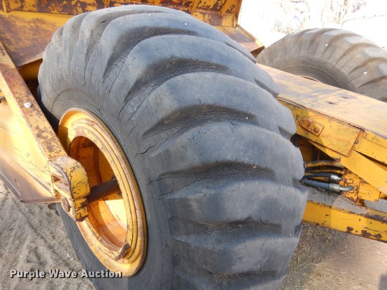 image for item DG4668 1965 Caterpillar 619  elevating scraper