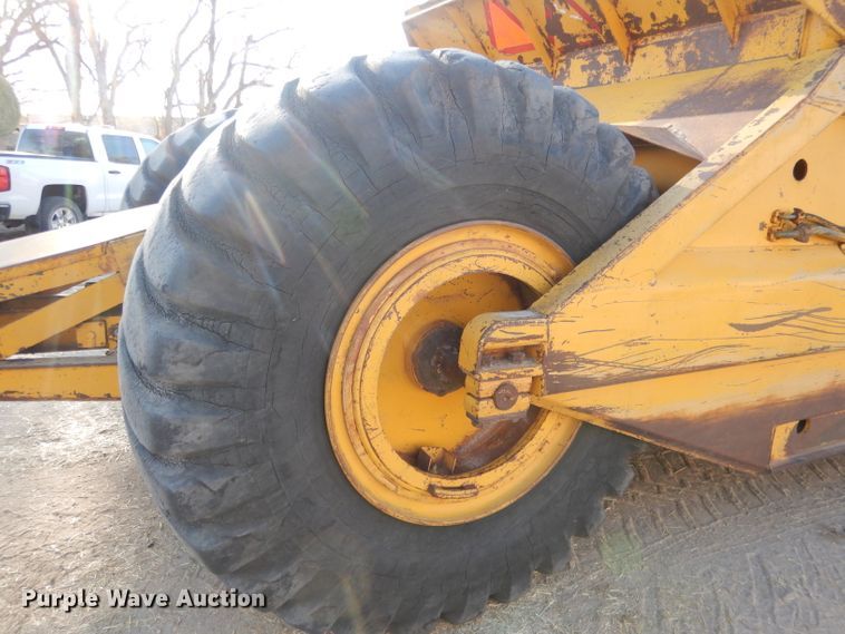 image for item DG4668 1965 Caterpillar 619  elevating scraper