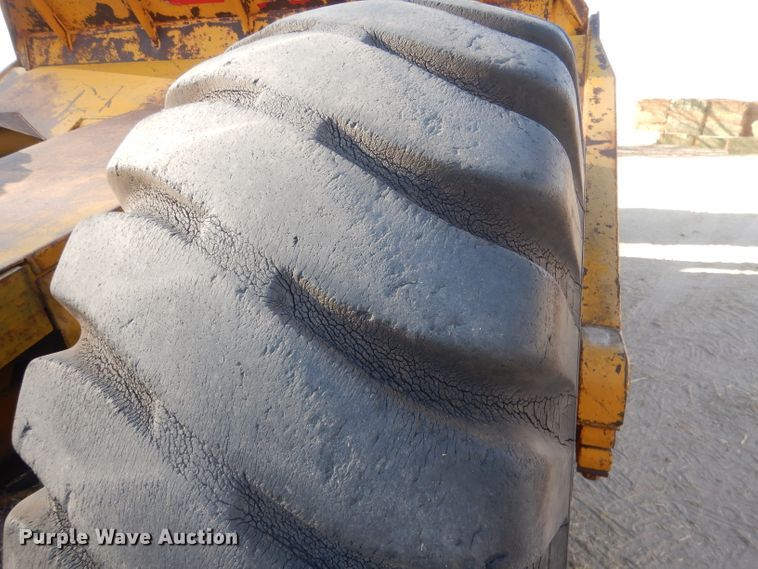 image for item DG4668 1965 Caterpillar 619  elevating scraper