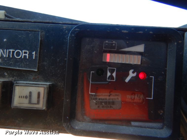 image for item DG4672 Yale NR040A  forklift