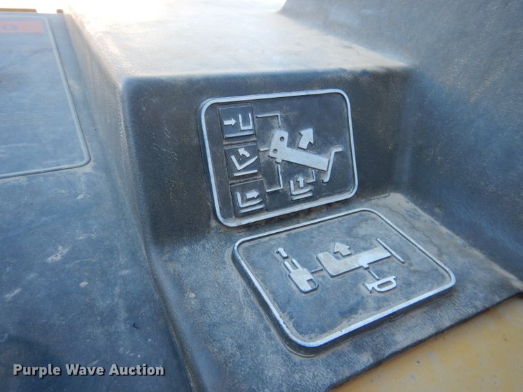 image for item DG4672 Yale NR040A  forklift