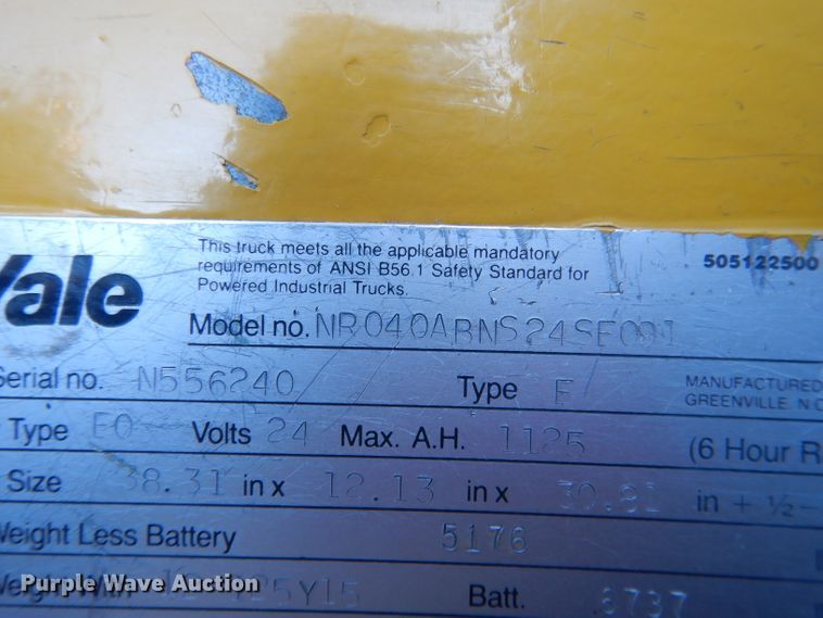 image for item DG4672 Yale NR040A  forklift