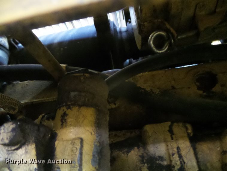 image for item DG8398 1987 Caterpillar 966D  wheel loader