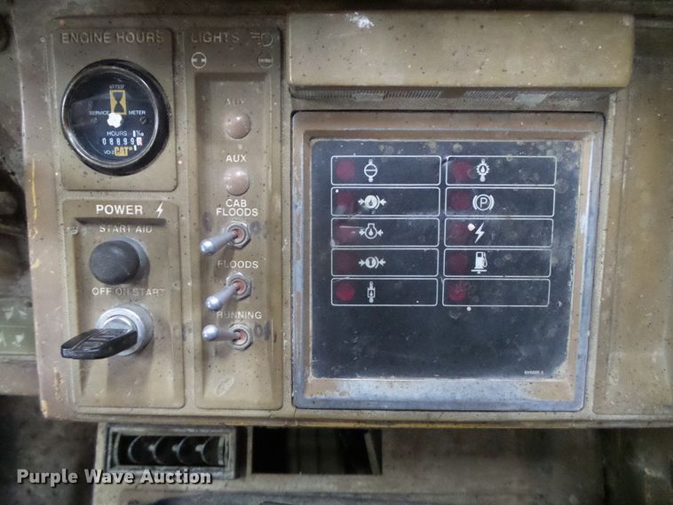 image for item DG8398 1987 Caterpillar 966D  wheel loader