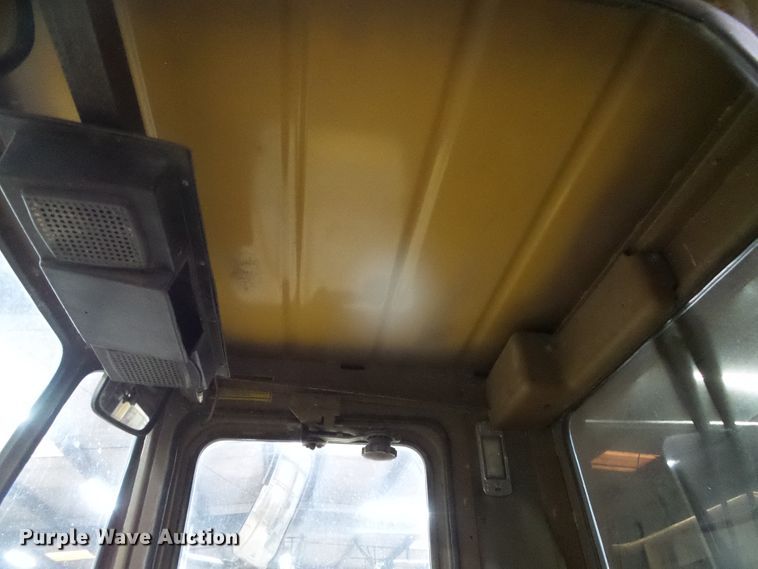 image for item DG8398 1987 Caterpillar 966D  wheel loader