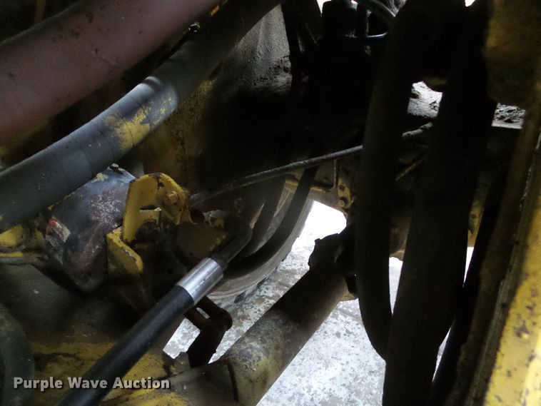 image for item DG8398 1987 Caterpillar 966D  wheel loader