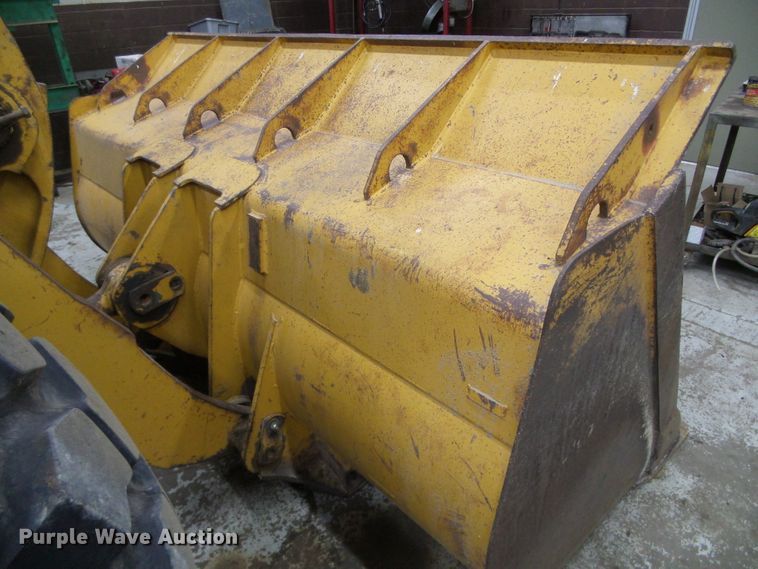 image for item DG8398 1987 Caterpillar 966D  wheel loader