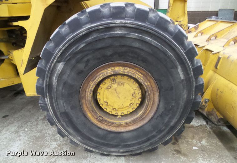 image for item DG8398 1987 Caterpillar 966D  wheel loader