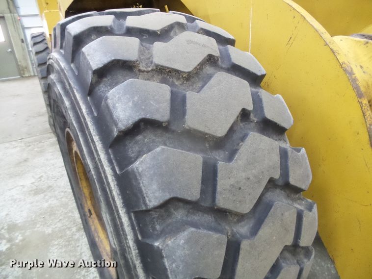 image for item DG8398 1987 Caterpillar 966D  wheel loader