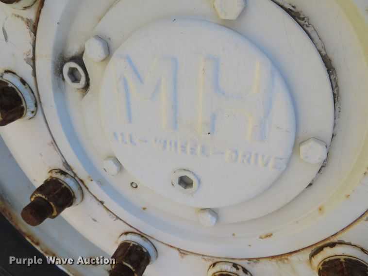 image for item DH0541 2006 Freightliner Business Class M2  digger derrick truck