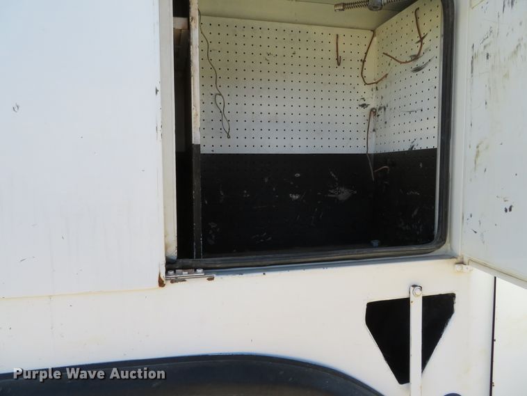 image for item DH0541 2006 Freightliner Business Class M2  digger derrick truck