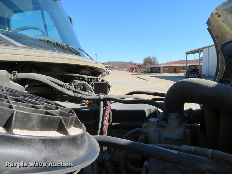 image for item DH0541 2006 Freightliner Business Class M2  digger derrick truck