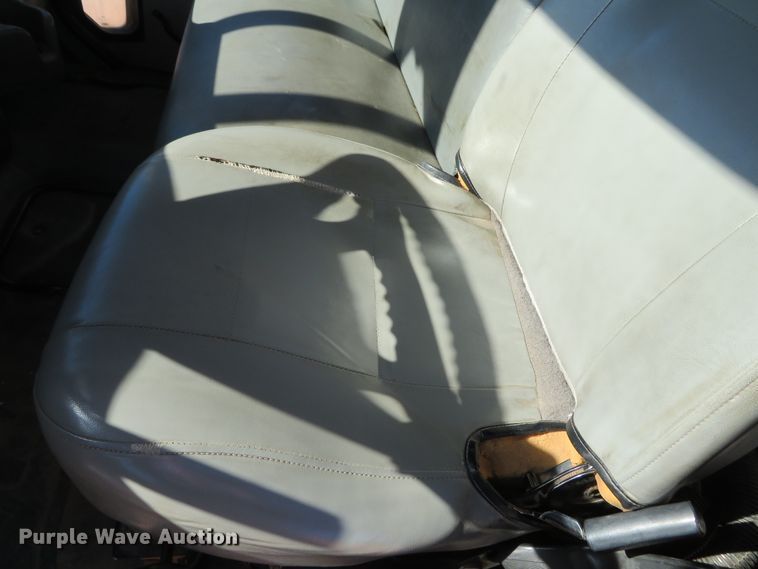 image for item DH0541 2006 Freightliner Business Class M2  digger derrick truck