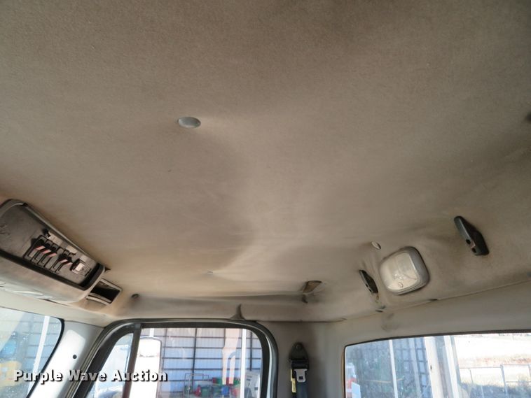 image for item DH0541 2006 Freightliner Business Class M2  digger derrick truck