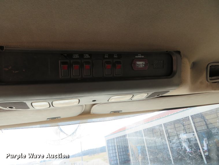 image for item DH0541 2006 Freightliner Business Class M2  digger derrick truck