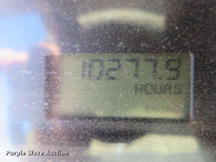 image for item DH0541 2006 Freightliner Business Class M2  digger derrick truck