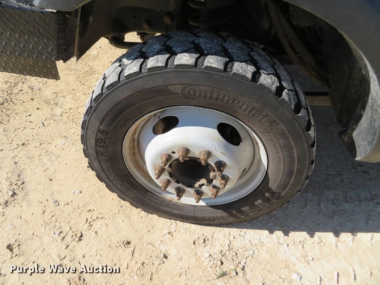 image for item DH0542 2015 Dodge Ram 5500  bucket truck