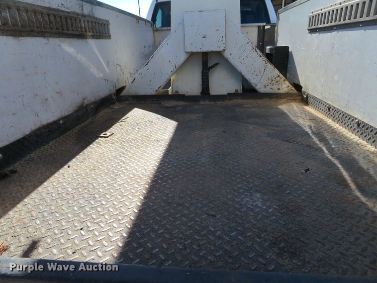 image for item DH0542 2015 Dodge Ram 5500  bucket truck