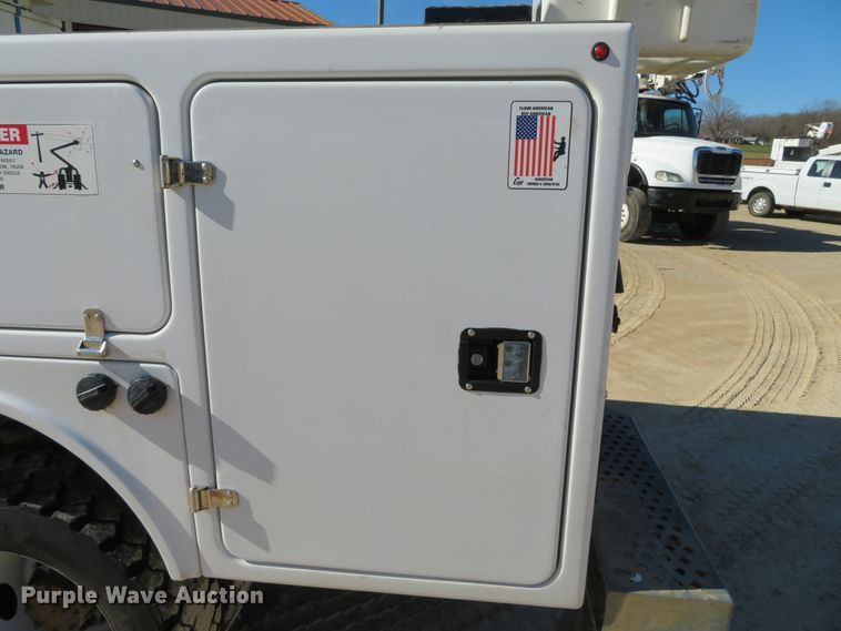 image for item DH0542 2015 Dodge Ram 5500  bucket truck